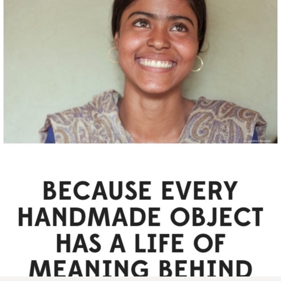 Handblown Glass Bead Necklace (Fair Trade) - Picture 5 of 8